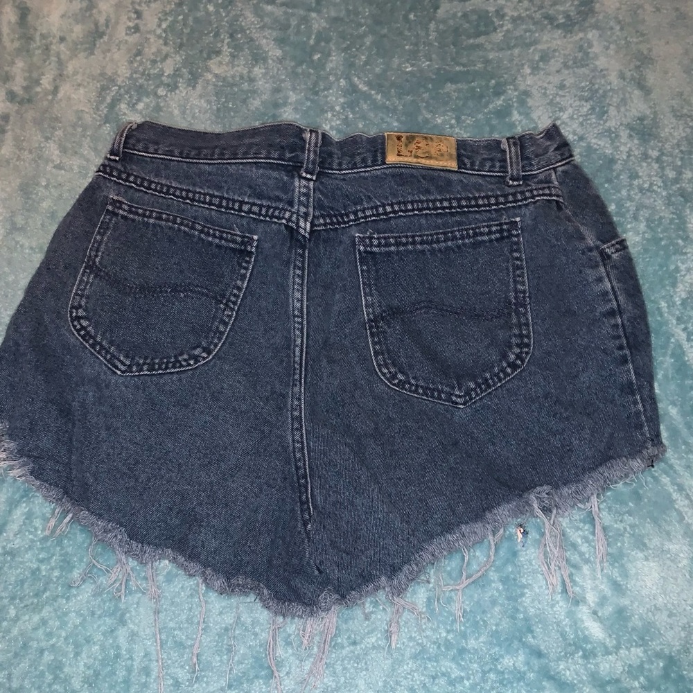 High Waisted Shorts Distressed & Ripped - Picture 4 of 4